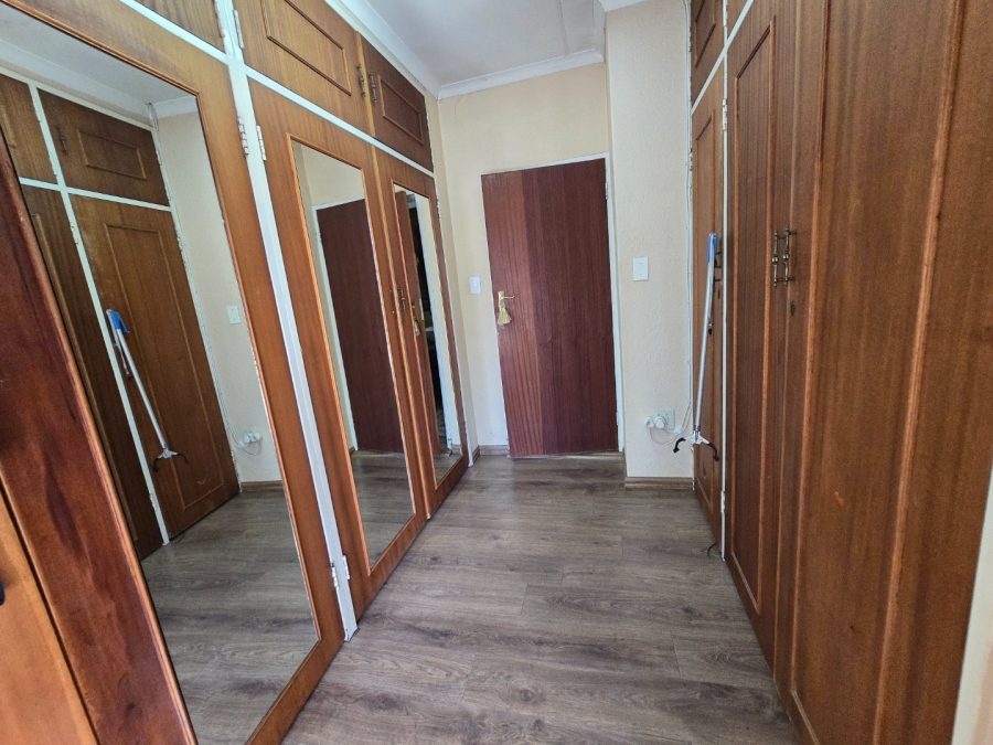  Bedroom Property for Sale in Bult North North West